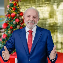 Paraná Pesquisa: Lula lidera, mas tem empate técnico com Flávio no segundo turno