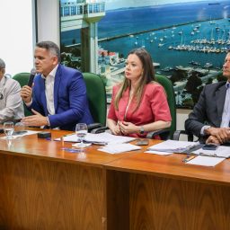 Secretário de Agricultura defende cacauicultura em reunião da Associação Comercial da Bahia