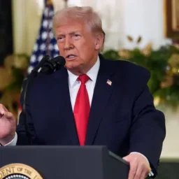 Trump: Ucrânia deve agir rapidamente antes que Rússia ‘mude de ideia’