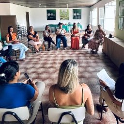 Ibirataia: Prefeitura através da SEDESC promove reunião da Rede de Proteção Familiar