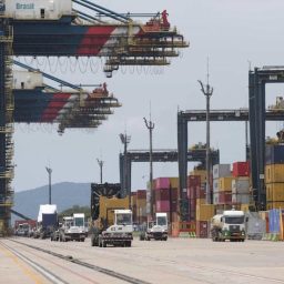 Governo deve arrecadar até R$ 20 bilhões a mais com alta do Imposto de Importação