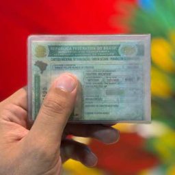 Nova CNH: mais de 10 mil brasileiros já tiraram a primeira habilitação pelo app do governo