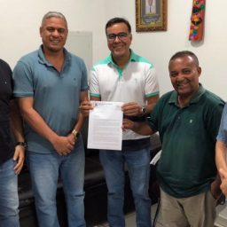 Ibirataia: Prefeito Sandro Futuca protocola Projeto de Lei que reajusta o Piso Salarial dos Professores 2026