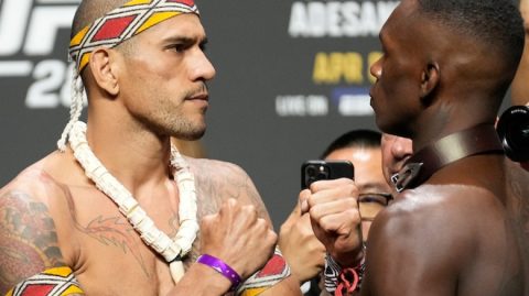 Chama! Alex Poatan envia mensagem de apoio a Israel Adesanya antes do UFC Seattle