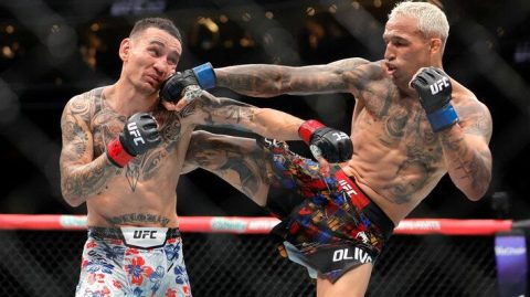 UFC 326: Charles do Bronx vence por decisão unânime e é o novo campeão dos peso leve