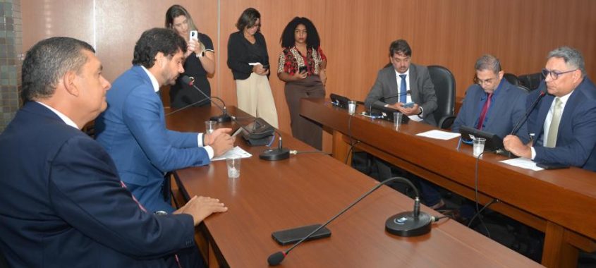 Seca e cacau voltam a dominar debate na Comissão de Agricultura da ALBA