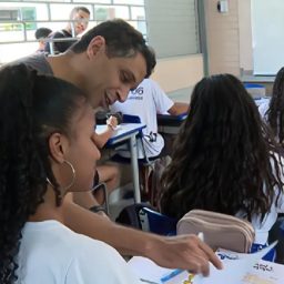 Escolas estaduais da Bahia vão substituir sirenes por músicas