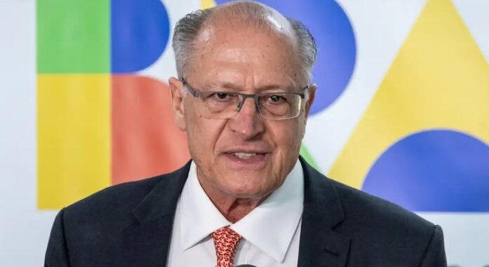 Geraldo Alckmin confirma saída do governo Lula