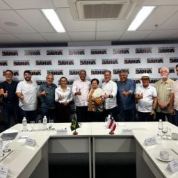 Governador Jerônimo Rodrigues promove reunião com bancada do PT em Salvador
