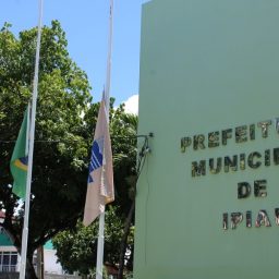 Justiça Eleitoral cassa mandatos da prefeita e do vice em Ipiaú