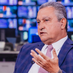 Rui anuncia data para deixar ministério e focar em campanha ao Senado
