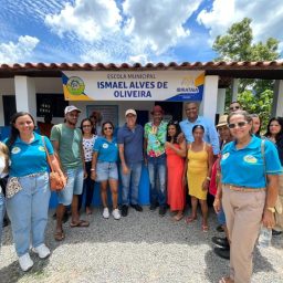 Sandro Futuca acelera investimentos e entrega três escolas renovadas no campo