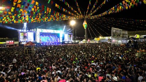 Artistas com cachês acima de R$ 700 mil podem ficar fora do São João de cidades da Bahia