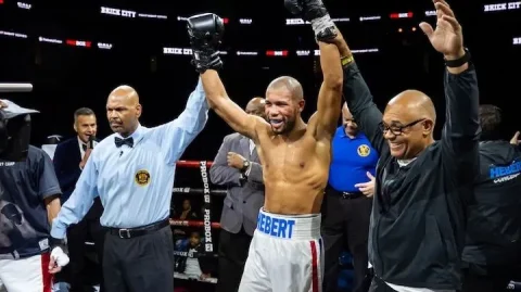 Hebert Conceição vence luta difícil nos EUA e mantém invencibilidade