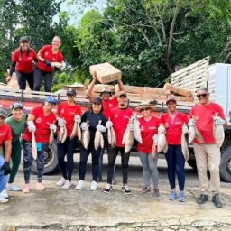 Prefeitura de Itagibá realiza segundo dia da tradicional entrega de peixe com kits