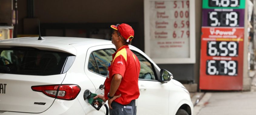 Refinaria de Mataripe reduz preços de gasolina e diesel na Bahia