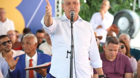 Rui diz que Lula pegou ‘país em frangalhos’ e exalta avanços no Brasil e na Bahia