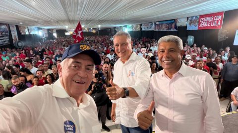 “Estamos trazendo saúde e educação para mais perto”, afirma Jerônimo Rodrigues em plenária do PGP em Irecê