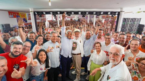 Jerônimo amplia base no interior e recebe apoio de ex-aliados de ACM Neto durante PGP em Jacobina