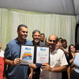 Prefeito Gabriel de Parísio assina ordem de serviço e retoma obra da Creche após 14 anos parada em Wenceslau Guimarães.