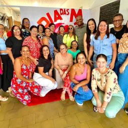 Ibirataia: Secretaria Municipal de Educação realiza homenagem especial pelo Dia das Mães