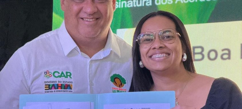 Ibirataia: Secretária de Agricultura participa de assinatura do projeto Parceiros da Mata em Ipiaú