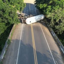 Três pessoas morrem em acidentes nas BR-101 e BR-330 no sul do estado