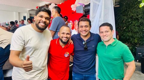Rafa de Hildécio participa do lançamento da pré-candidatura à reeleição de Valmir Assunção em Ituberá
